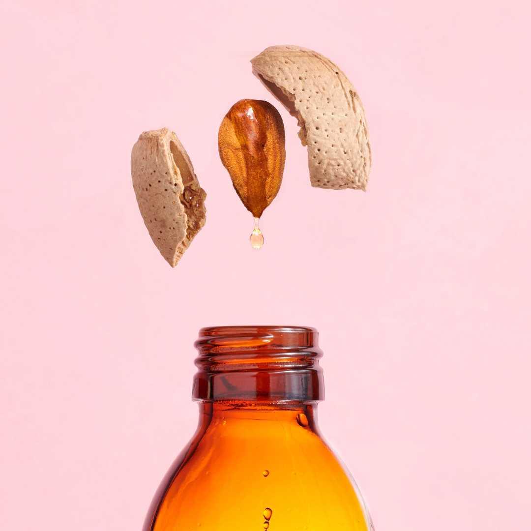 5 Reasons Why Skin Loves Almond Oil , Sarah Zimmer , , NAYA , nayaglow.com