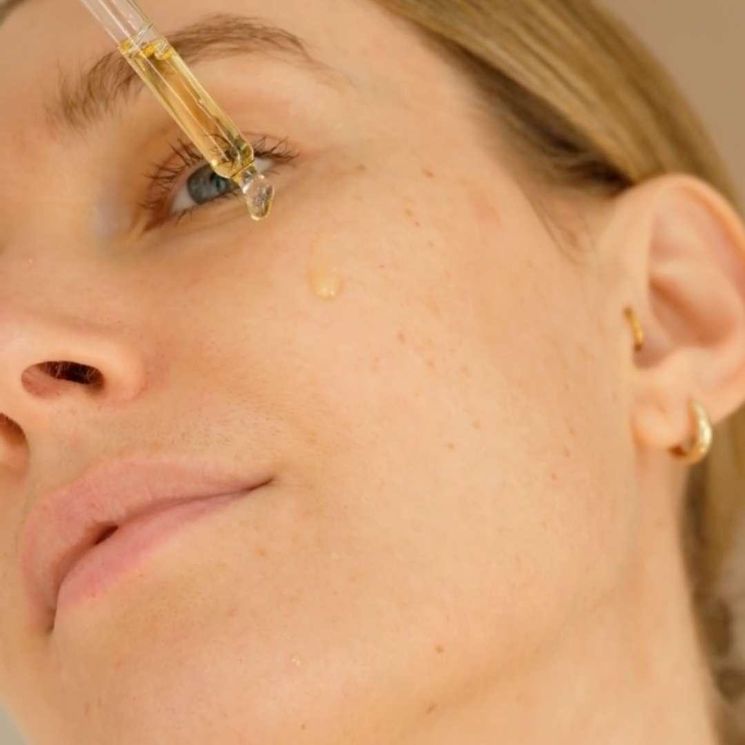 Let's Bust Facial Oil Myths , Sarah Zimmer , , NAYA , nayaglow.com