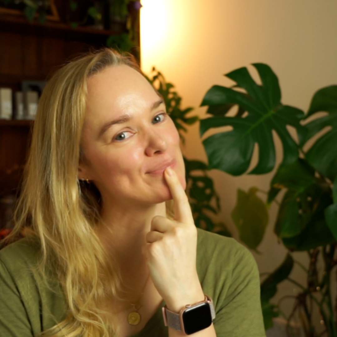 Can Face Yoga Replace Fillers? Natural Alternatives